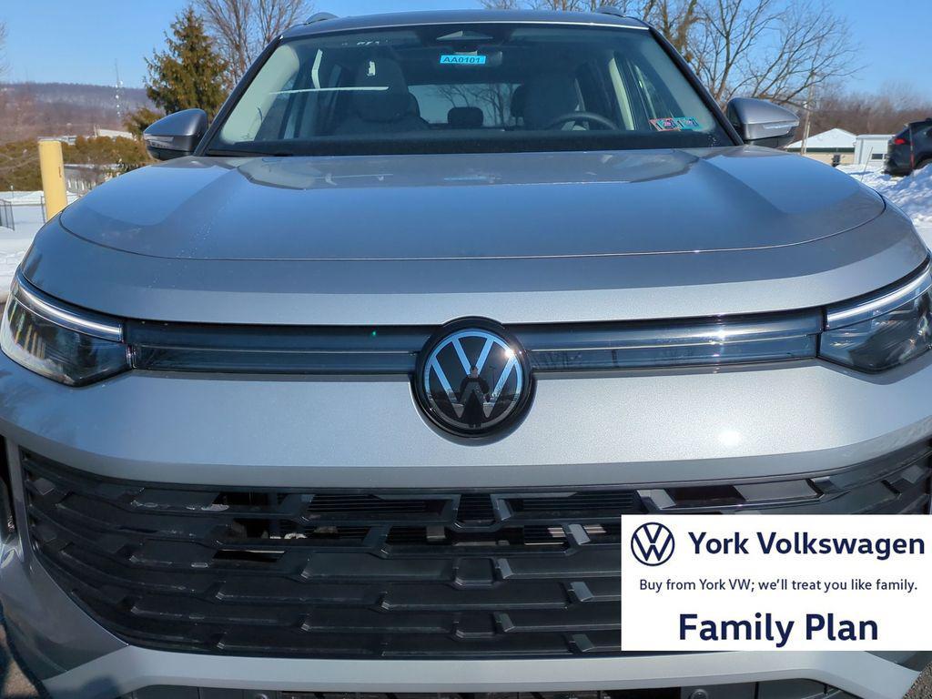 new 2026 Volkswagen Tiguan car, priced at $35,957