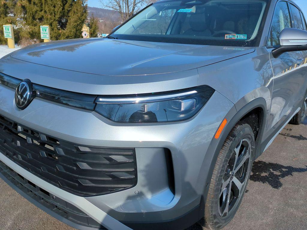 new 2026 Volkswagen Tiguan car, priced at $35,957