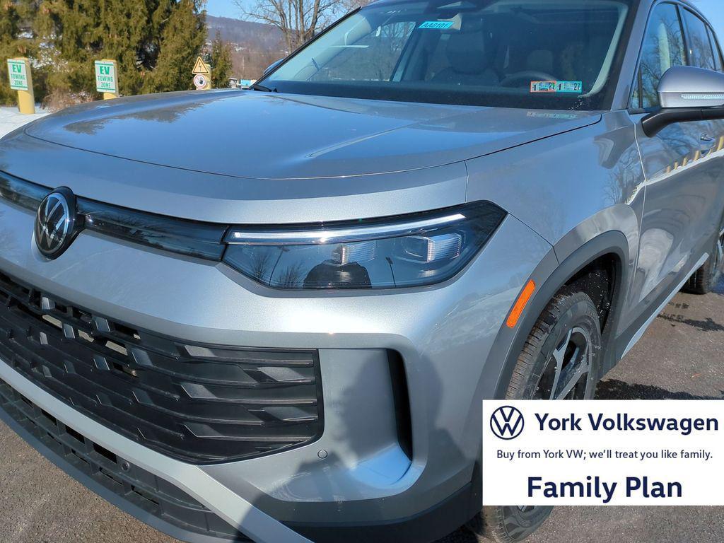 new 2026 Volkswagen Tiguan car, priced at $35,957