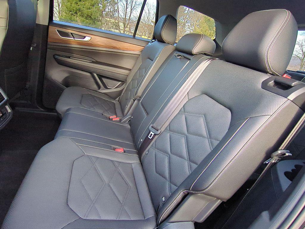 used 2025 Volkswagen Atlas car, priced at $35,990