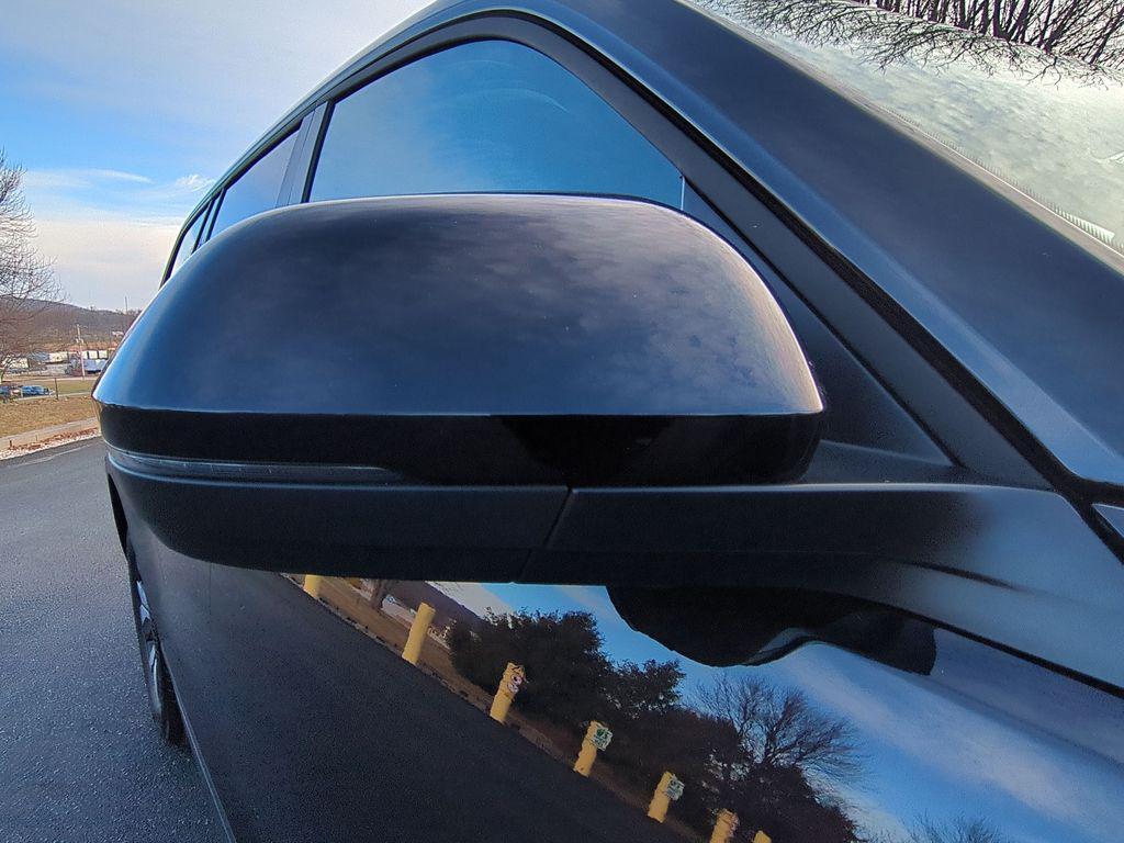 used 2025 Volkswagen Atlas car, priced at $35,990