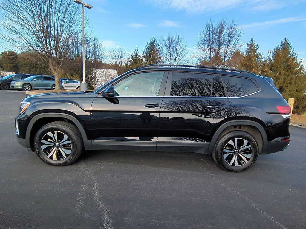 used 2025 Volkswagen Atlas car, priced at $35,990