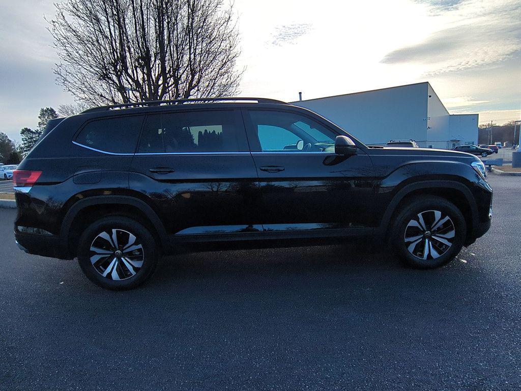 used 2025 Volkswagen Atlas car, priced at $35,990