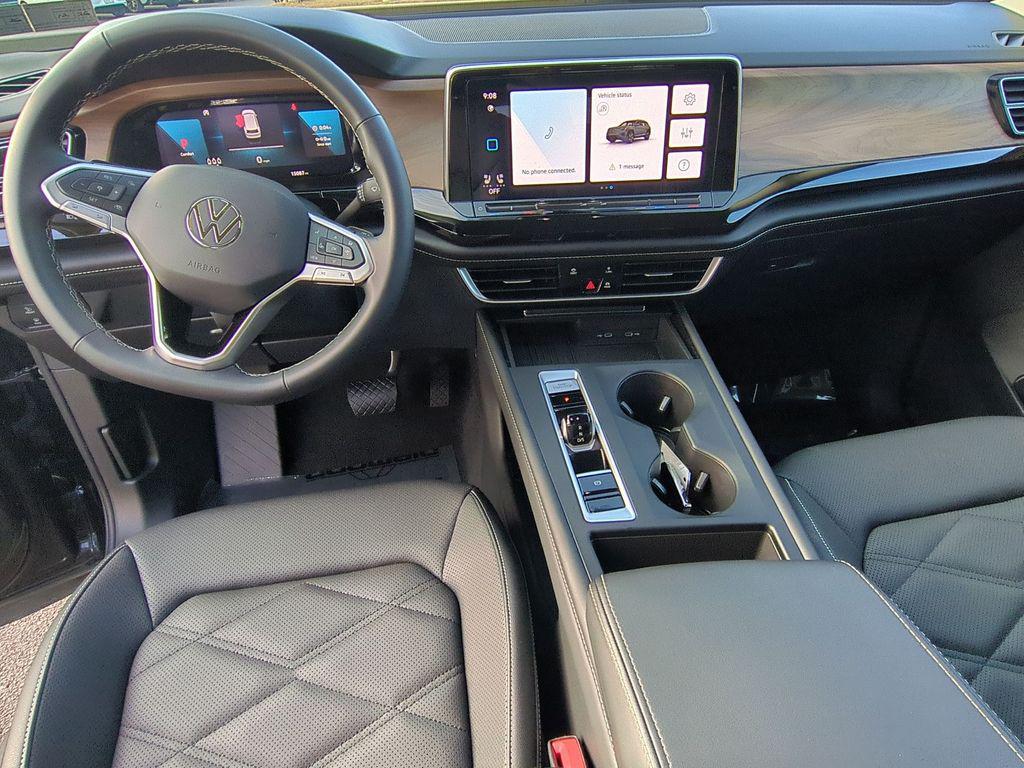 used 2025 Volkswagen Atlas car, priced at $35,990