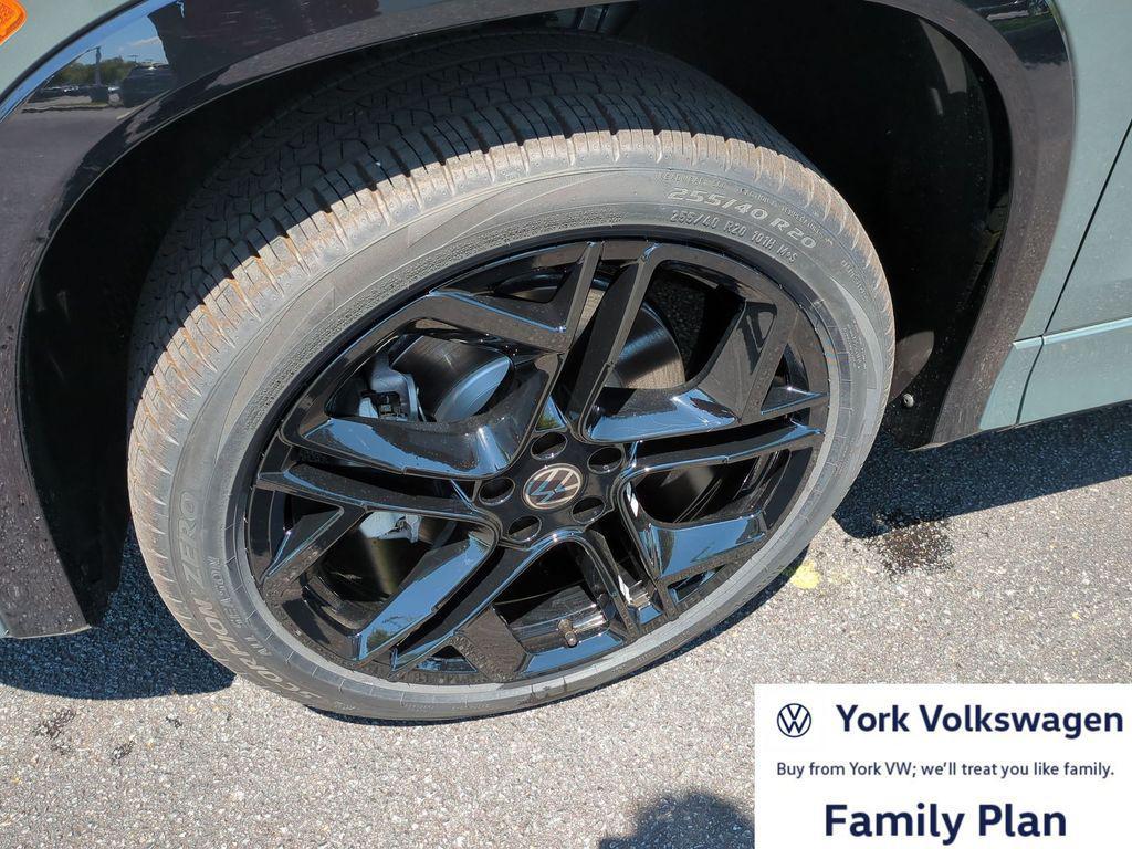 new 2026 Volkswagen Tiguan car, priced at $38,316