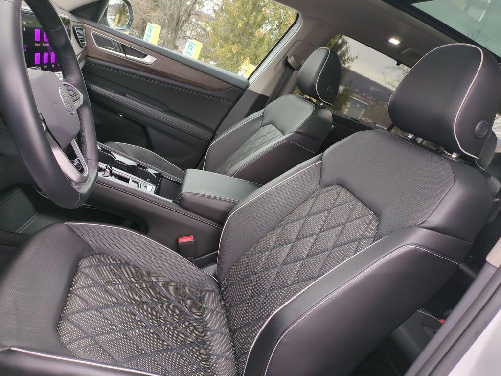 used 2024 Volkswagen Atlas car, priced at $38,990