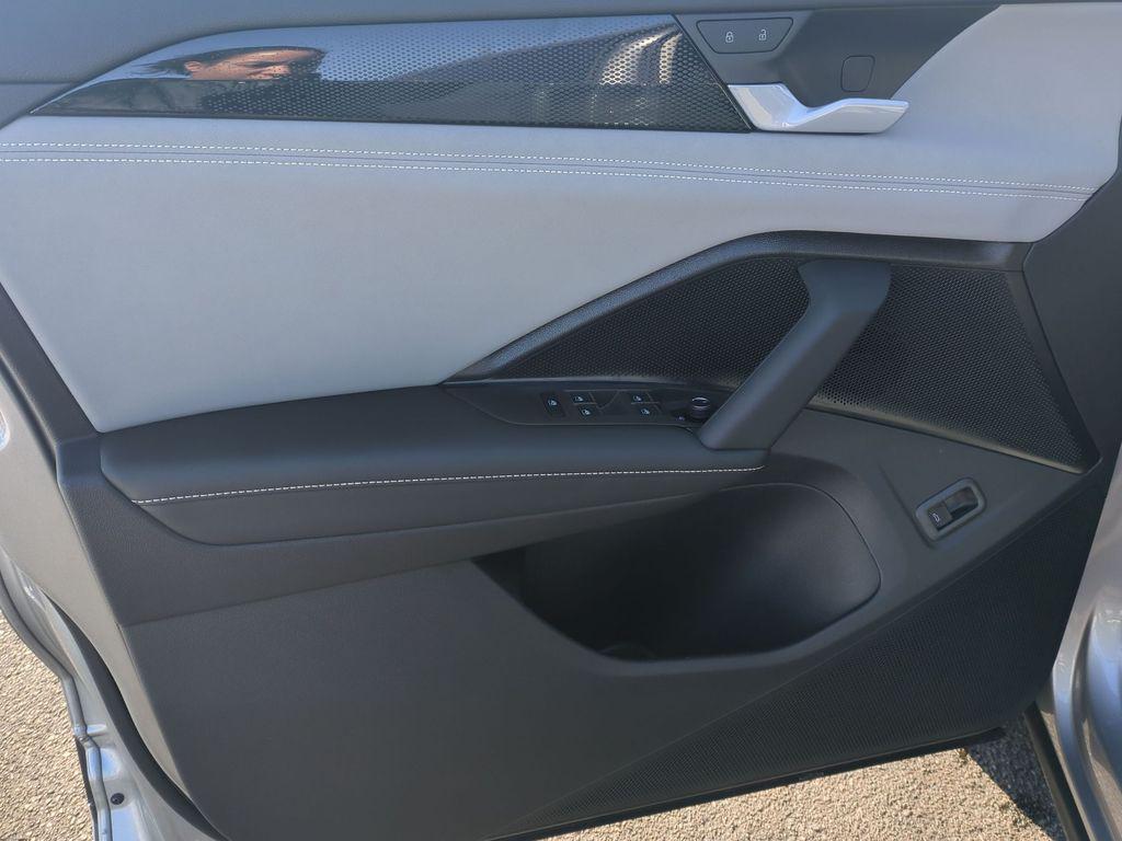 new 2026 Volkswagen Tiguan car, priced at $36,026