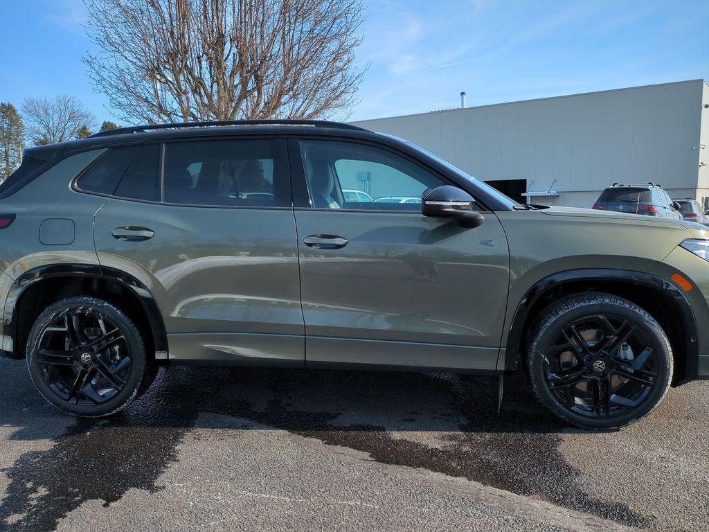 new 2026 Volkswagen Tiguan car, priced at $39,451