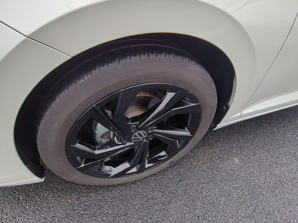 used 2025 Volkswagen Jetta car, priced at $22,492