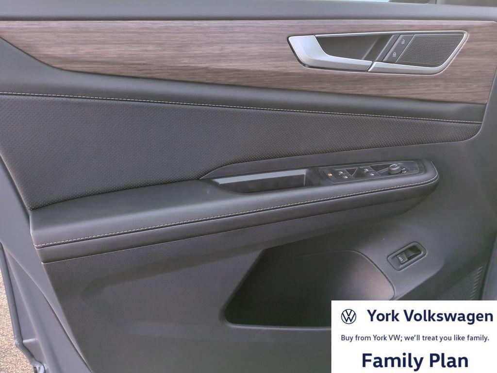 new 2026 Volkswagen Atlas car, priced at $47,662