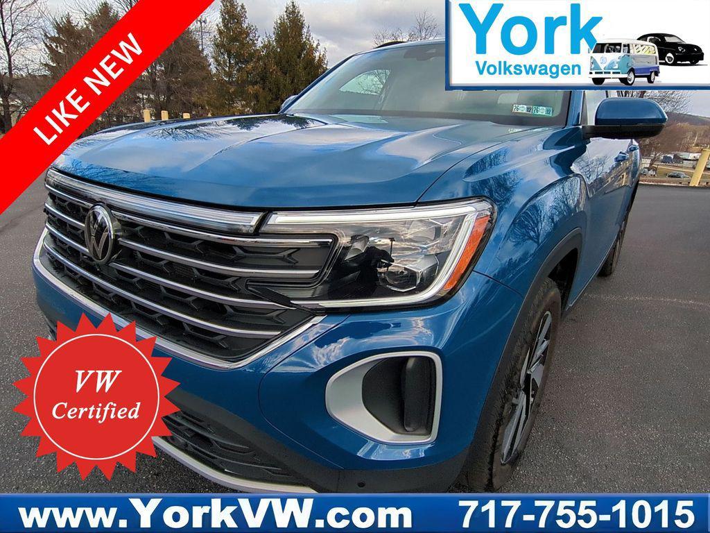 used 2025 Volkswagen Atlas car, priced at $37,992