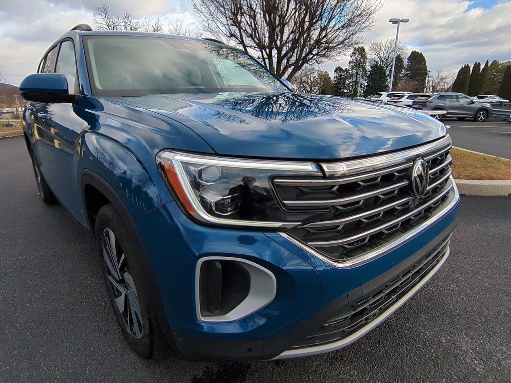 used 2025 Volkswagen Atlas car, priced at $37,992