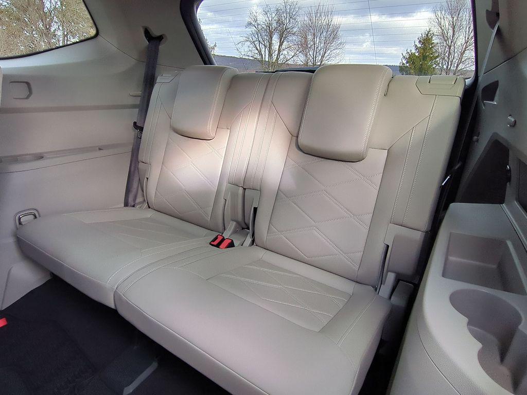 used 2025 Volkswagen Atlas car, priced at $37,992