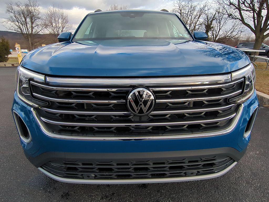 used 2025 Volkswagen Atlas car, priced at $37,992