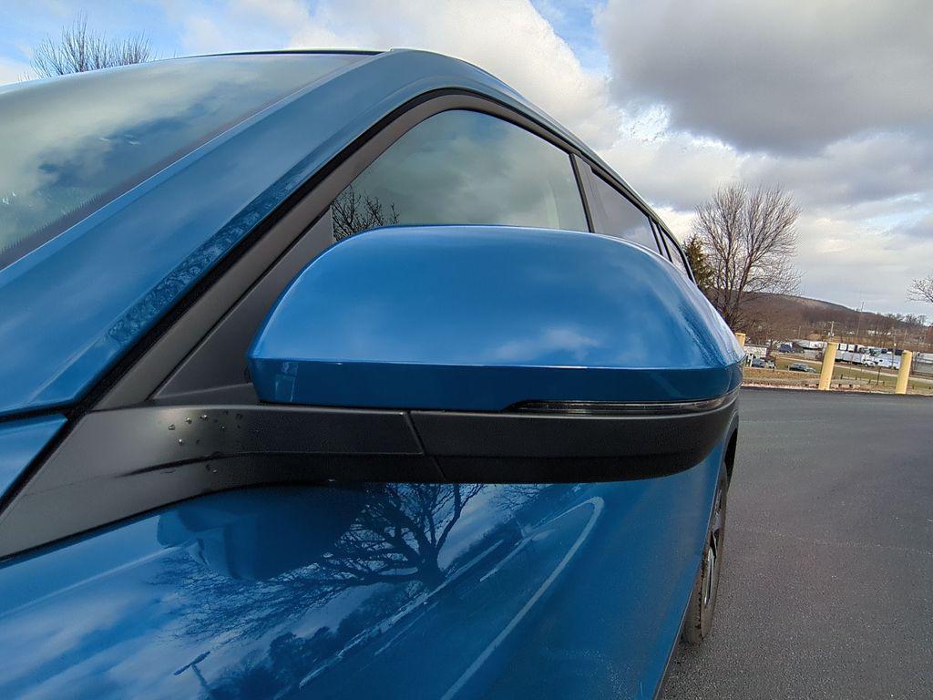 used 2025 Volkswagen Atlas car, priced at $37,992