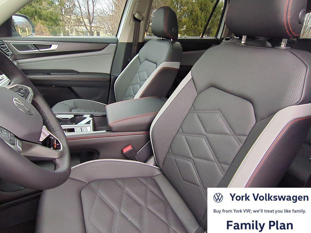 new 2026 Volkswagen Atlas car, priced at $45,212