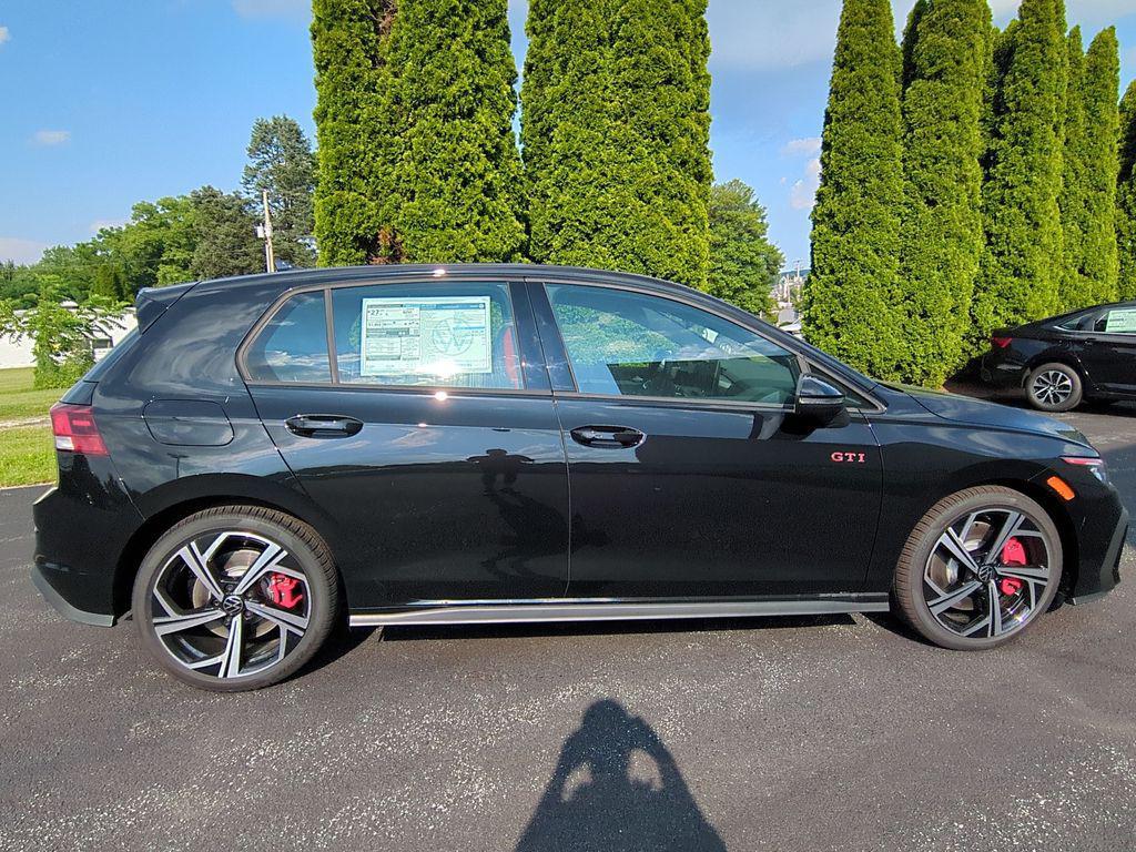 new 2025 Volkswagen Golf GTI car, priced at $37,278