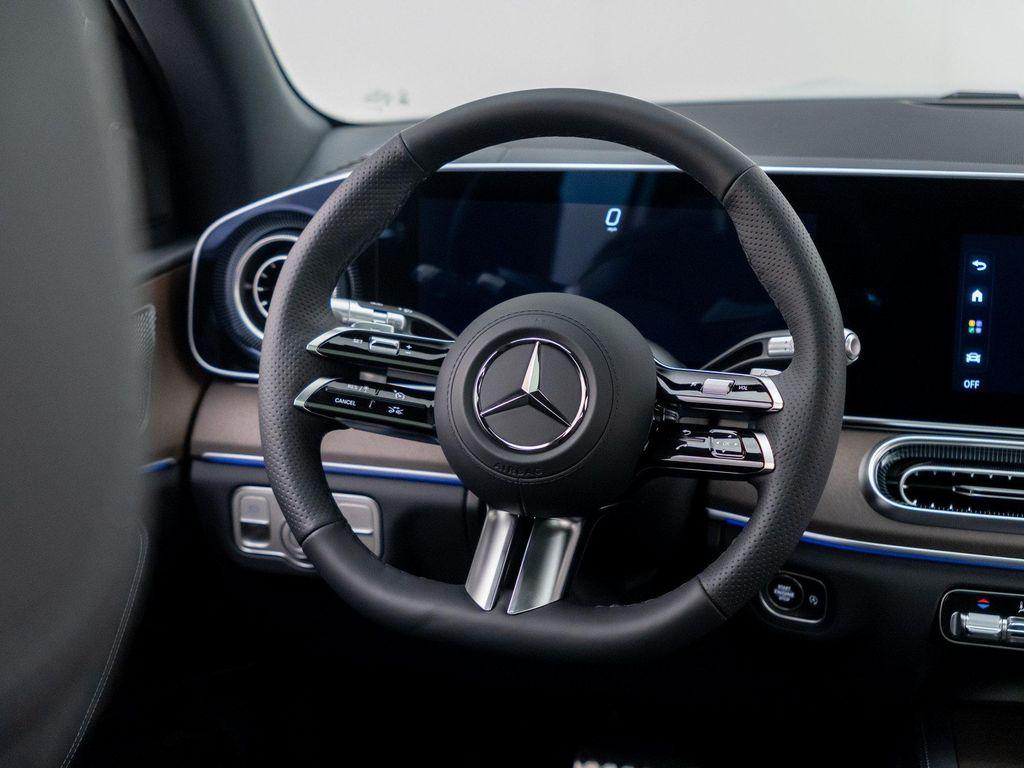 new 2027 Mercedes-Benz GLS 450 car, priced at $102,232