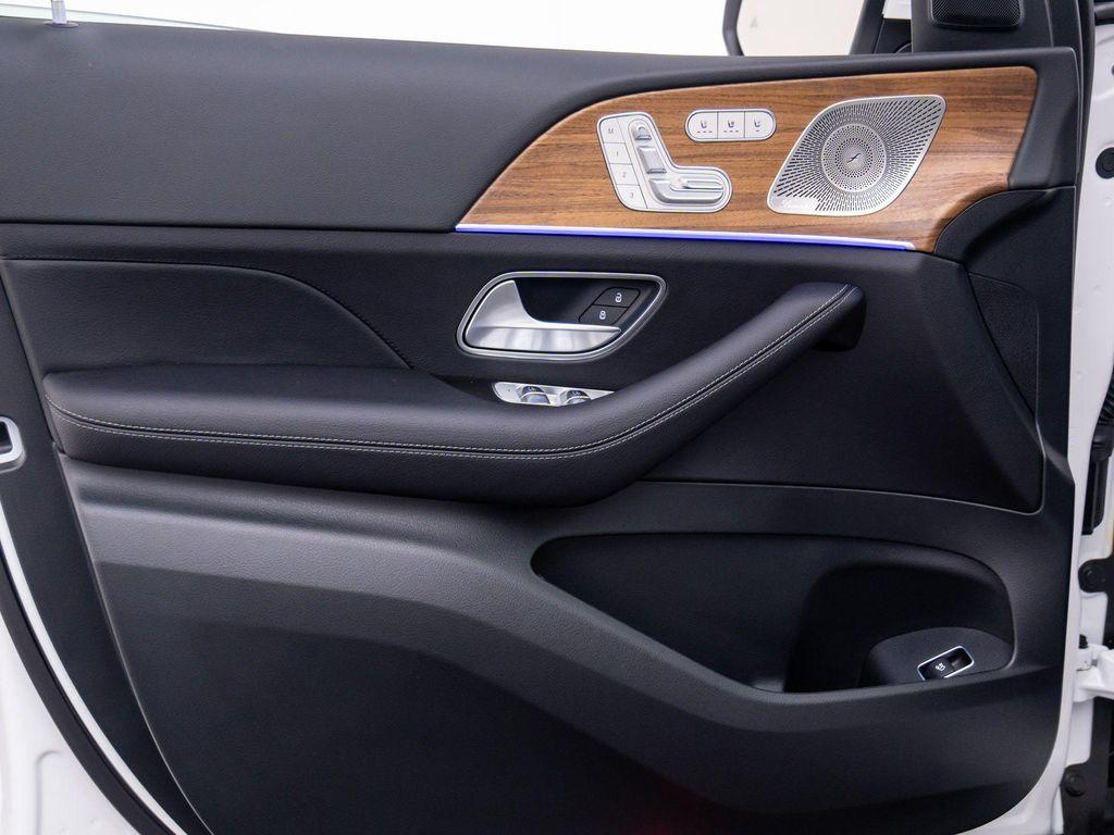 new 2026 Mercedes-Benz GLE 350 car, priced at $68,659