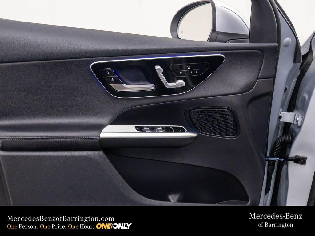 new 2026 Mercedes-Benz GLC 300 car