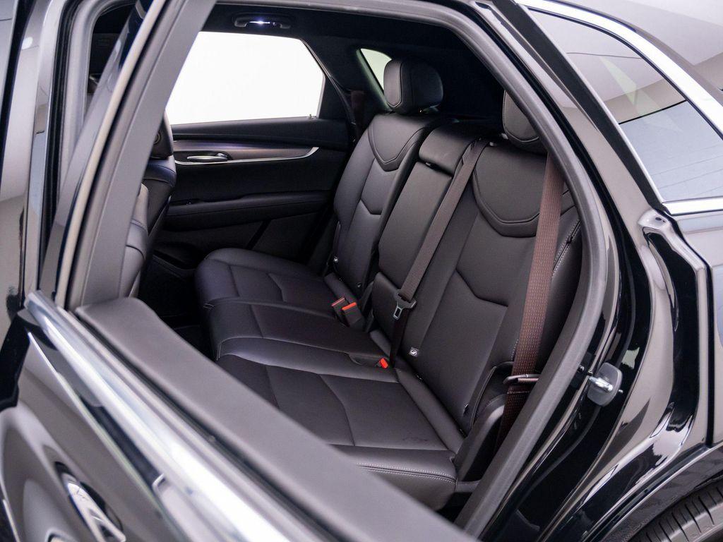 used 2024 Cadillac XT5 car, priced at $31,910