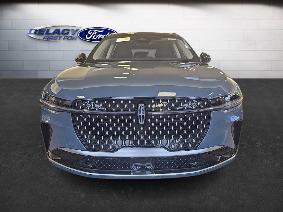 used 2025 Lincoln Nautilus car, priced at $56,303