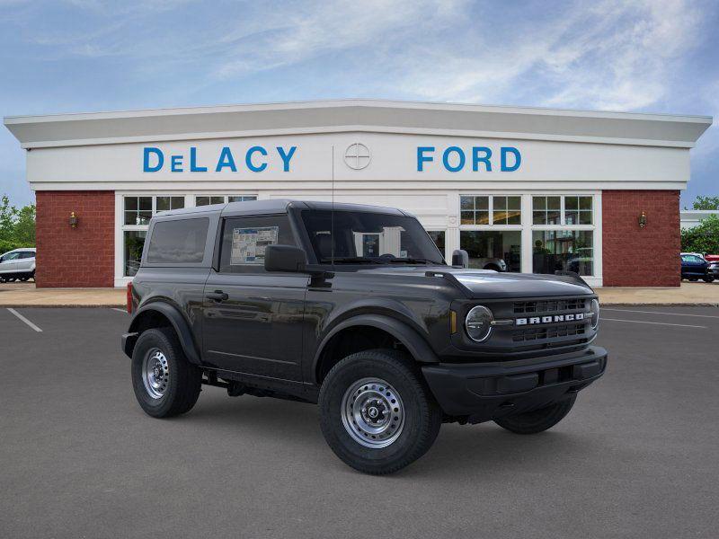 new 2025 Ford Bronco car, priced at $40,847