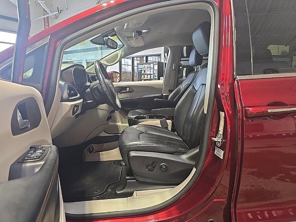 used 2017 Chrysler Pacifica car, priced at $12,835