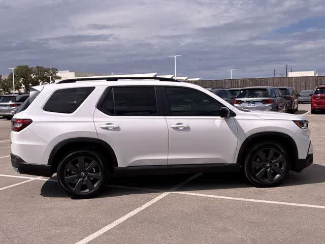 used 2025 Honda Pilot car, priced at $39,295