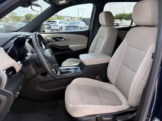 used 2023 Chevrolet Traverse car, priced at $28,895
