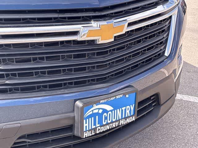 used 2023 Chevrolet Traverse car, priced at $28,895