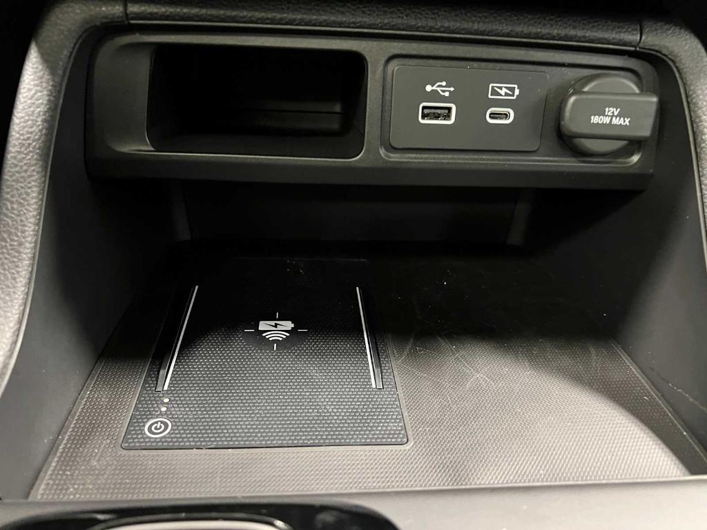 new 2025 Honda Pilot car, priced at $51,375