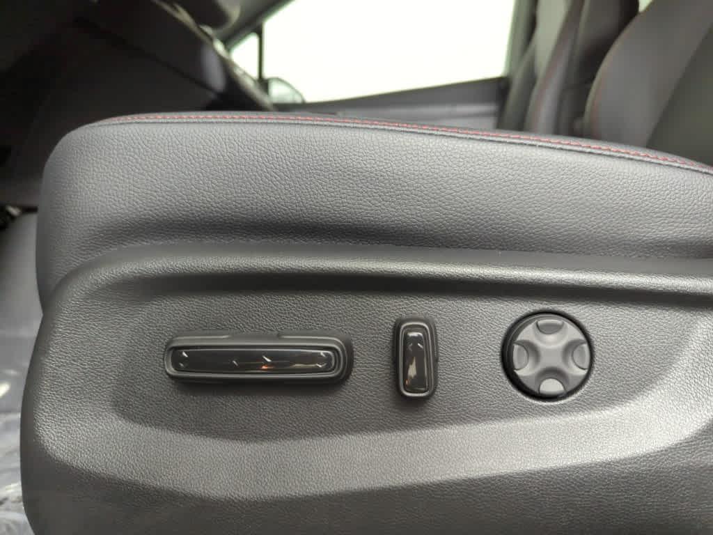 new 2026 Honda Odyssey car, priced at $43,647