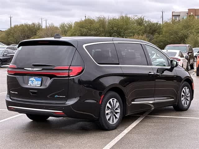 used 2023 Chrysler Pacifica Hybrid car, priced at $23,995