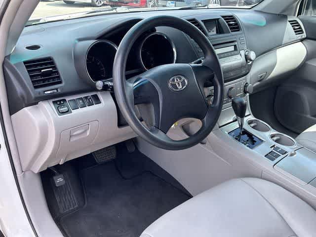 used 2012 Toyota Highlander car, priced at $11,720