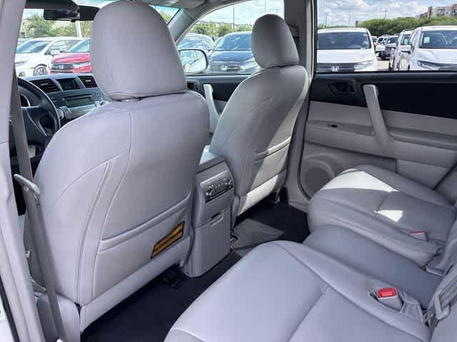 used 2012 Toyota Highlander car, priced at $11,720