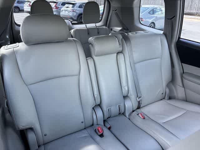 used 2012 Toyota Highlander car, priced at $11,720
