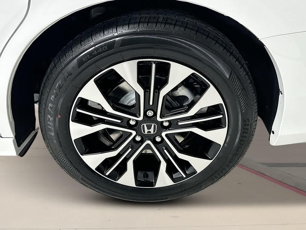 new 2026 Honda Odyssey car, priced at $53,545