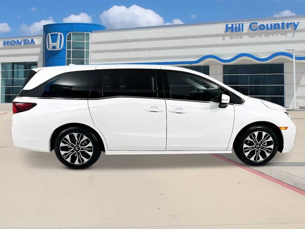 new 2026 Honda Odyssey car, priced at $53,545