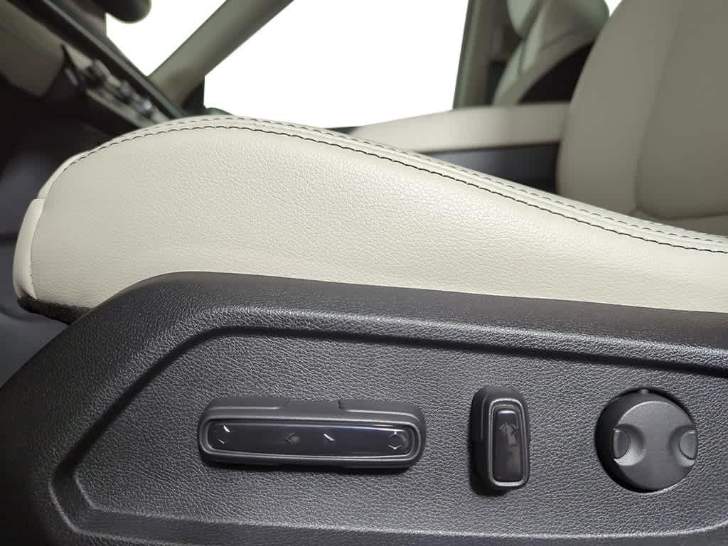 new 2026 Honda Pilot car, priced at $43,831