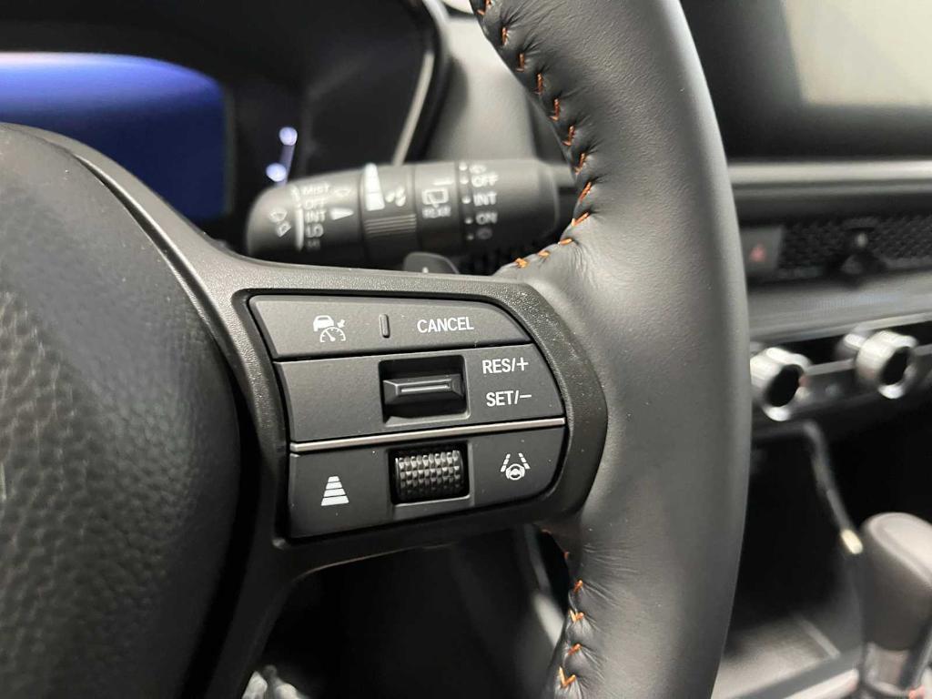 new 2026 Honda CR-V Hybrid car, priced at $39,683