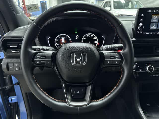used 2025 Honda Pilot car, priced at $43,720
