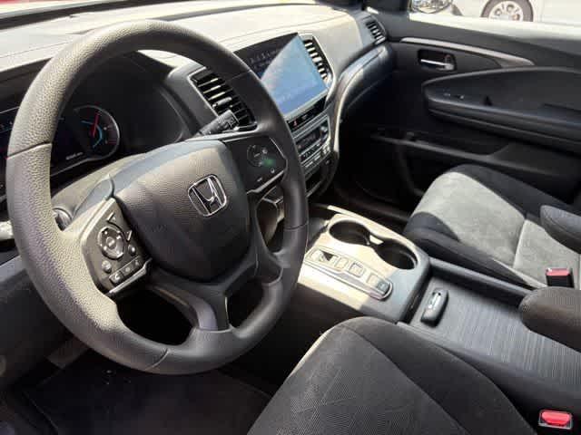 used 2022 Honda Pilot car, priced at $28,020