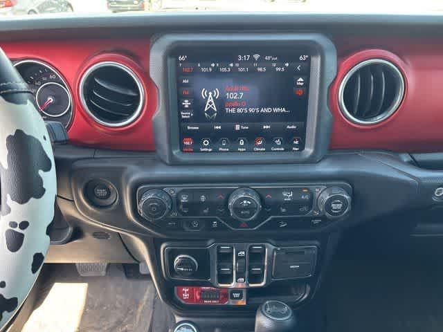 used 2019 Jeep Wrangler Unlimited car, priced at $28,495
