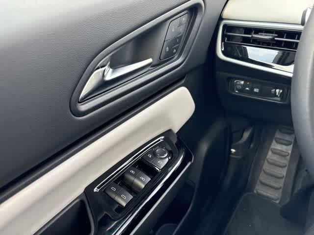 used 2025 Honda Prologue car, priced at $30,000