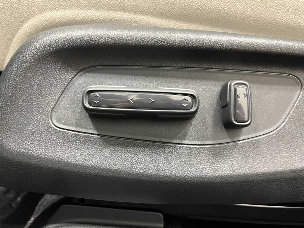 new 2027 Honda HR-V car, priced at $32,720