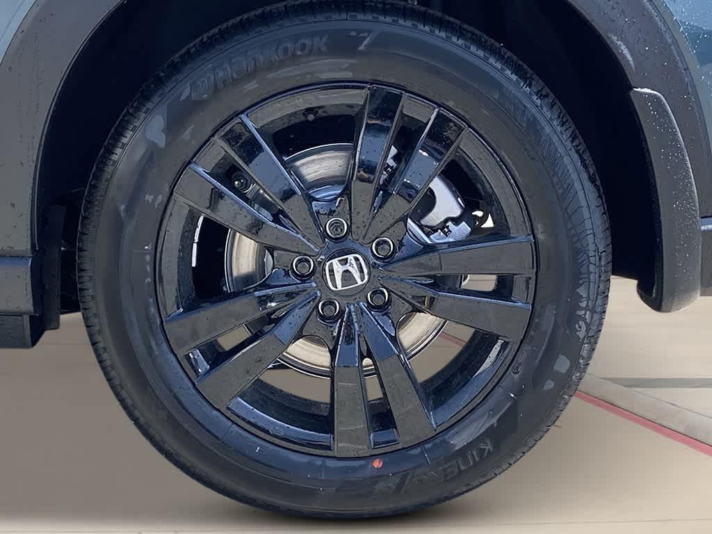 new 2026 Honda HR-V car, priced at $28,668