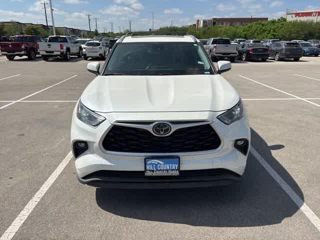 used 2021 Toyota Highlander car, priced at $26,495