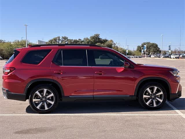 used 2025 Honda Pilot car, priced at $41,095