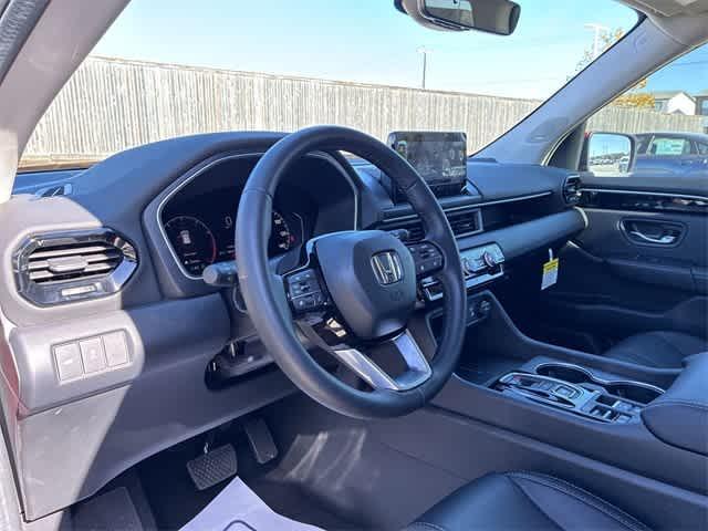 used 2025 Honda Pilot car, priced at $41,095